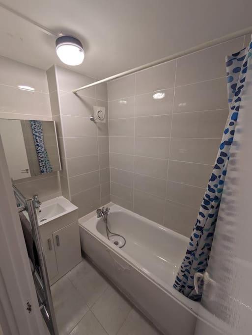 Flat, Apartment In Haggerston N1, Central Londra Dış mekan fotoğraf